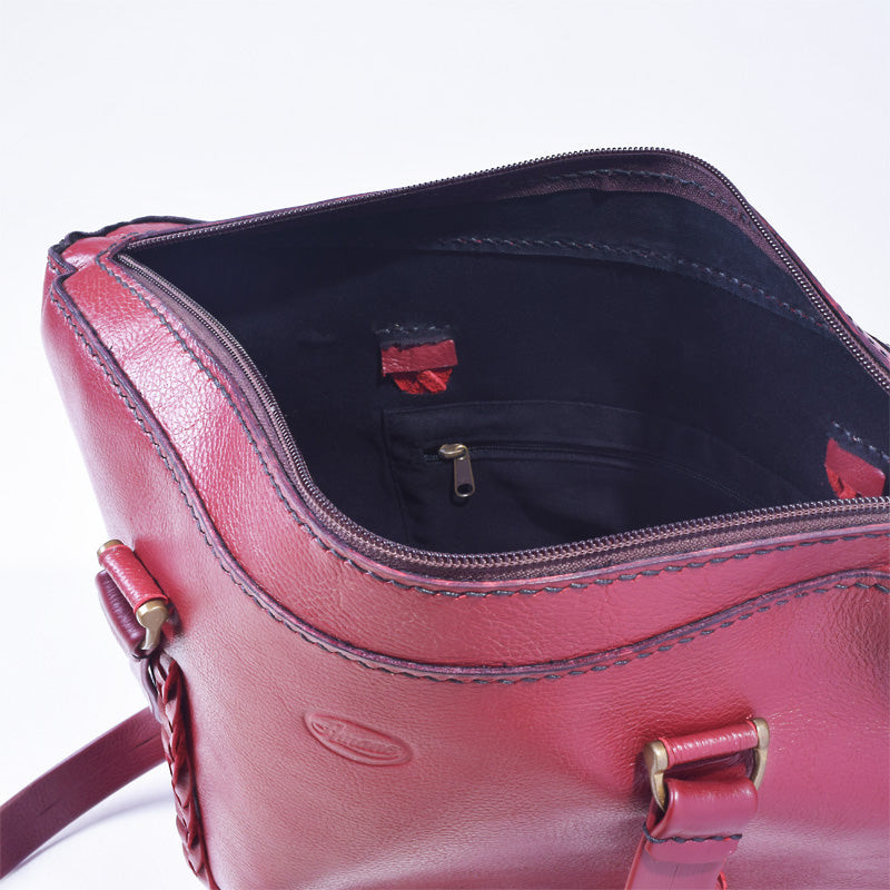 Capazo Leather Shoulder Bag