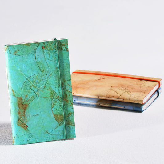 Garden Small Notebook with Elastic Closure