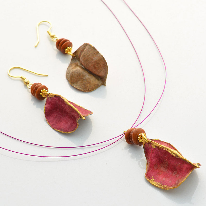 Seed Necklace with Earrings - Pink Seed pod