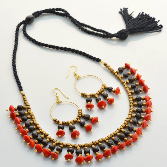 Seed Tribal Necklace with Earrings - Black and red seeds