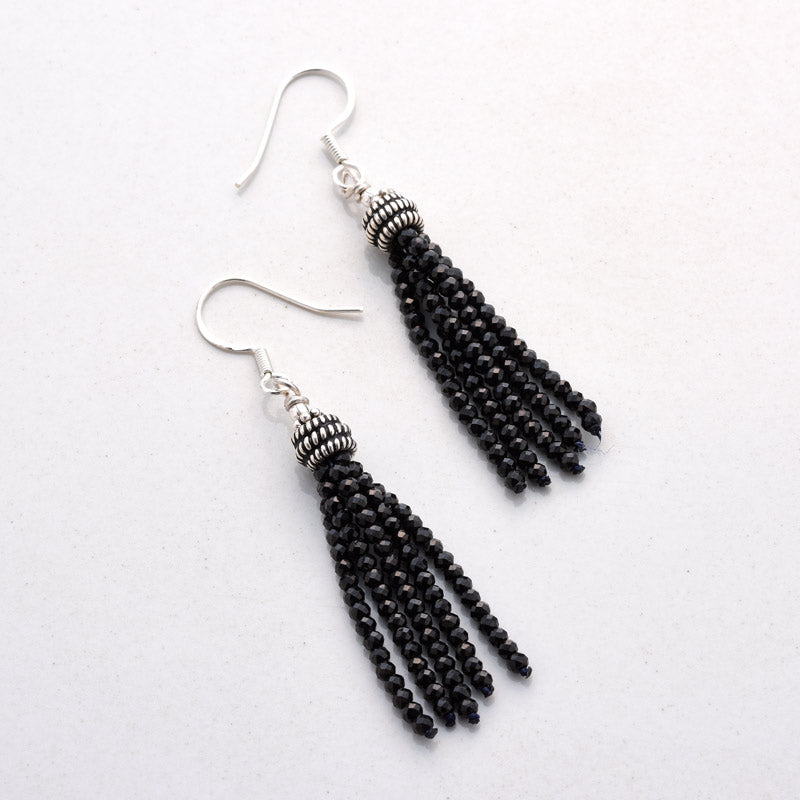 5 String Earring