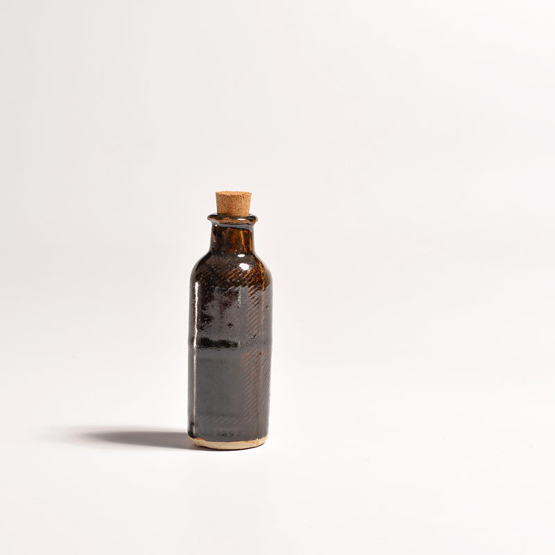 Bottle Medium - Black