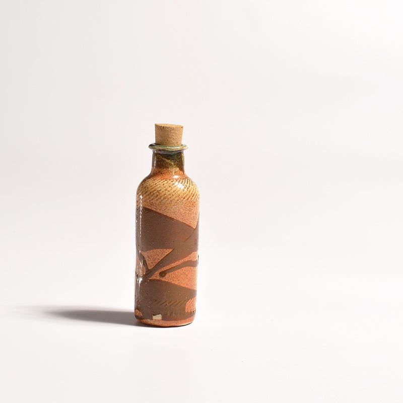 Bottle Medium - Browns